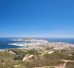 Wie buche ich eine Fähre nach Ceuta