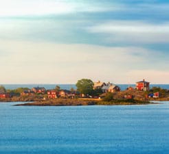 Wie buche ich eine Fähre nach Grisslehamn